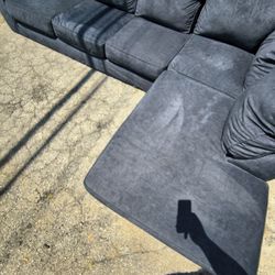 Blue Broyhill 5-6 Seater With Laf