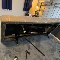 King size bed with adjustable basis