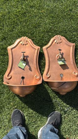 Outdoor Copper Wall Mount Fountain (good condition)