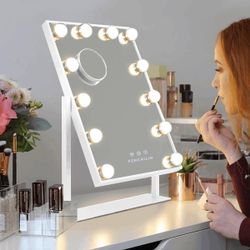 Hollywood Vanity Makeup Mirror