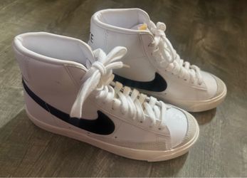 Size 7 - Nike Blazer 77 Vintage Mid White