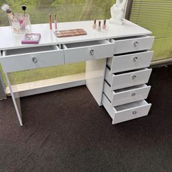 White Vanity Desk