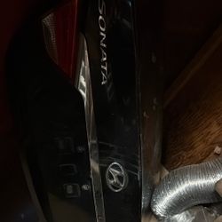 ‏ا Hyundai Trunk 