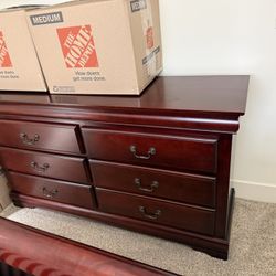  Queen Bedroom Set - 4 Pieces + Mattress