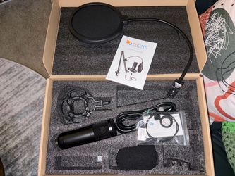 FIFINE T669 Studio Condenser USB Microphone for Recording Podcasting