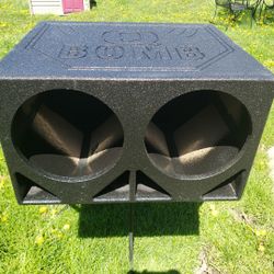 Brand NEW 12" Ported Subwoofer Enclosure 
