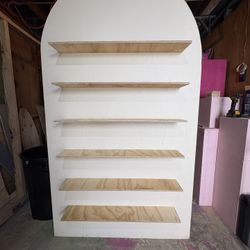 White/neutral Shelve Wall