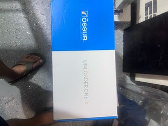 Ossur Unloader for knee pain.