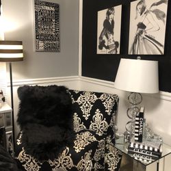 Black and White Demask Corner Chair/Loveseat/Small Couch/Bench