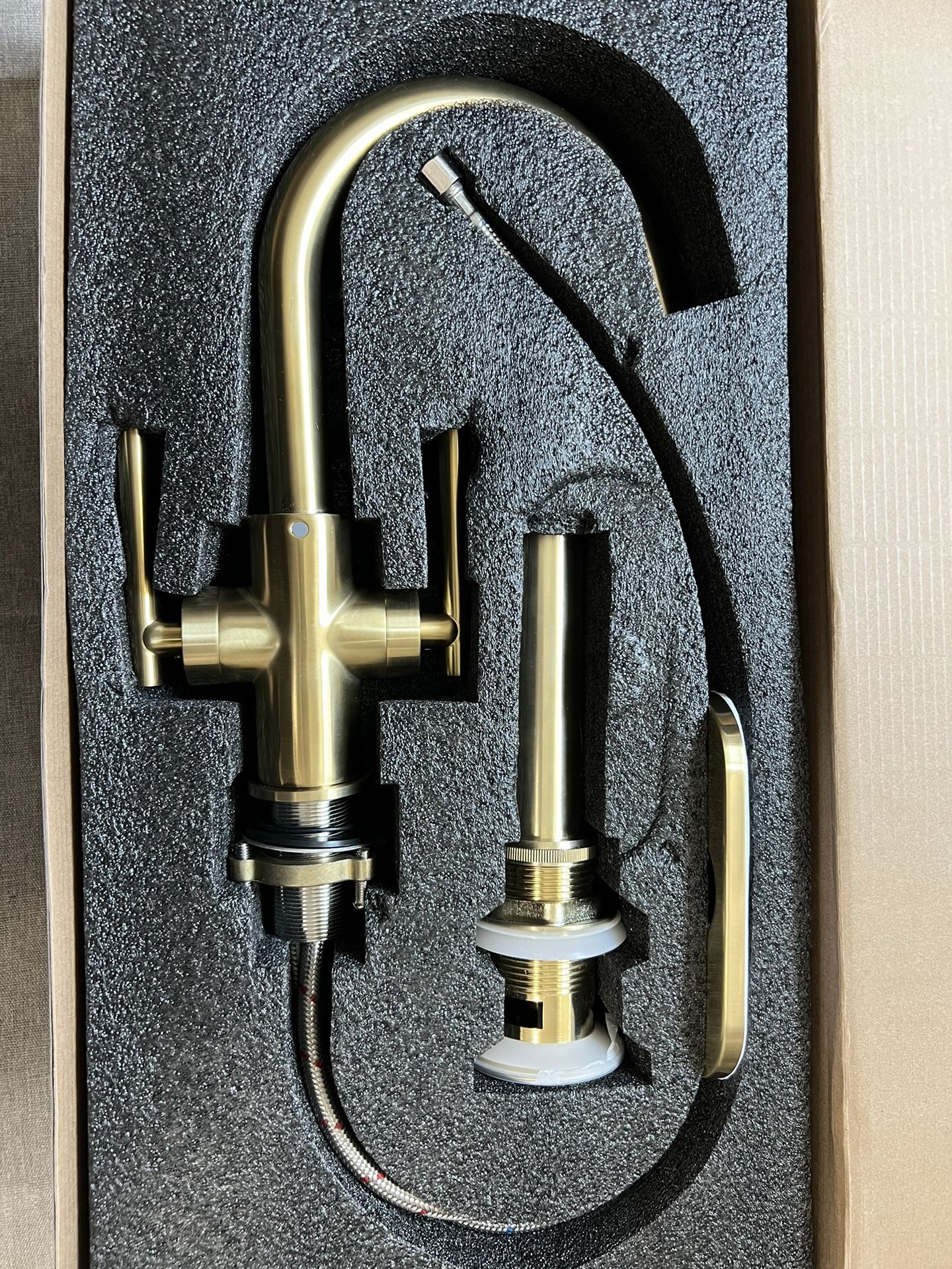 Brushed Gold Bathroom Faucet Single Hole, Lava Odoro Modern Two Handle Brass Bathroom Sink Faucet Vanity Faucet Lavatory Tap with Pop up Drain Assembl,All Products : American Fashion Style Bags On Sale