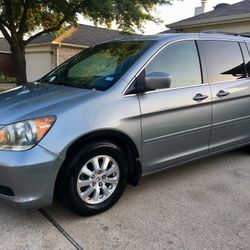 2008 HONDA VAN FAMILIAR!!!!