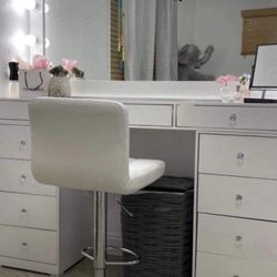 Makeup Vanity