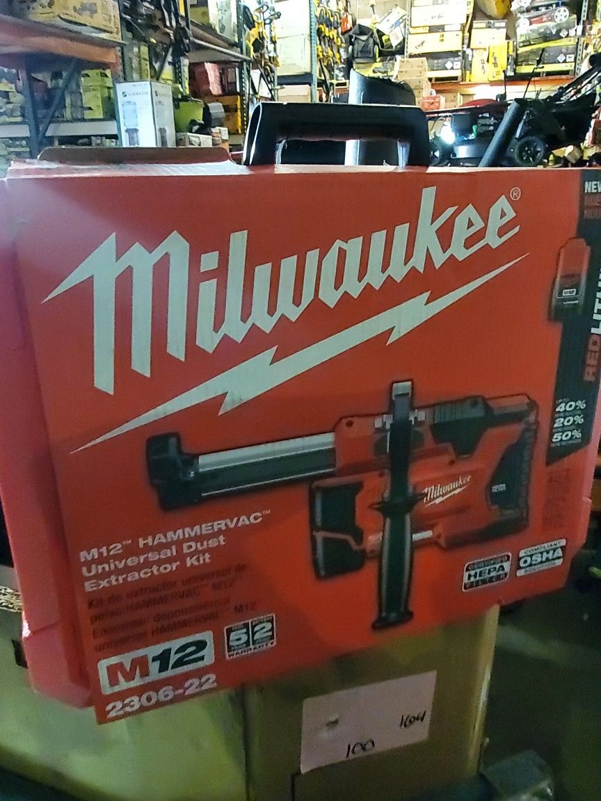 MIKWUAKEE M12"" HAMMERVAC"
Universal Dust
Extractor Kit
Rit de u/tractor uiverst
