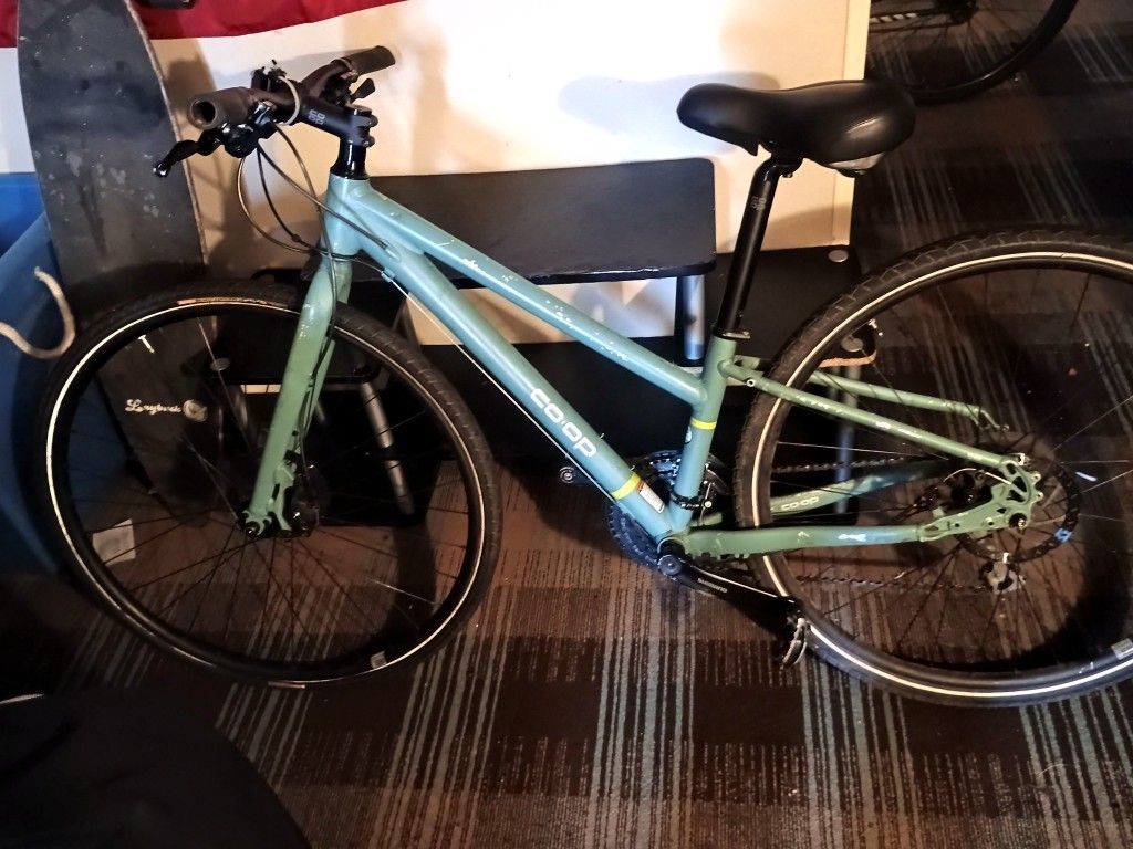 Lightly Used Co-op Cty 1.1 Hybrid Bike
