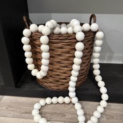 Pottery Barn Mango Wood White Beaded Garland