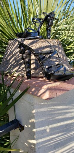 BURBERRY Sea Shells High Heels Platform Patent Leather, 8 1/2