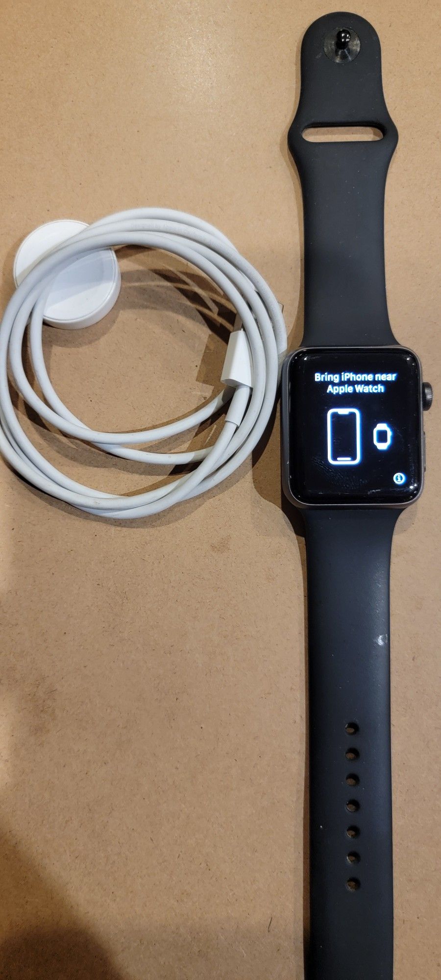 Apple Watch WR 50M, GPS Series 3, 42mm