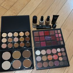 Crown makeup kit