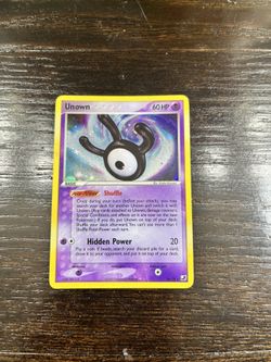 Unown “W” #28 - holo