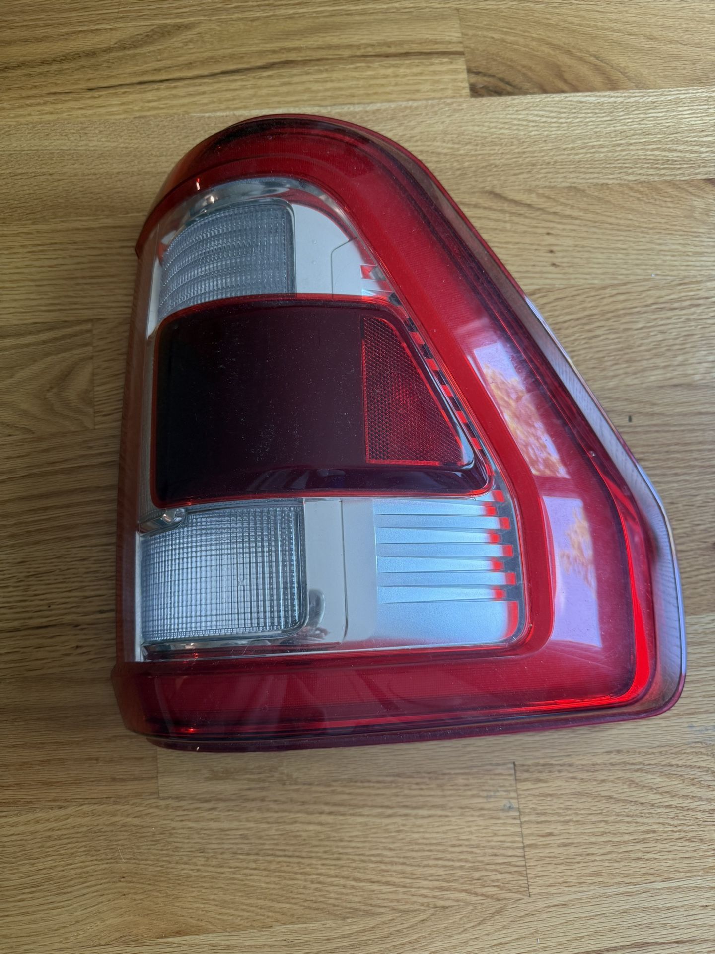 New OEM Ford Tail light LH OBS Scales LED Blind 2021-2023 Ford F150 ML34-13B505