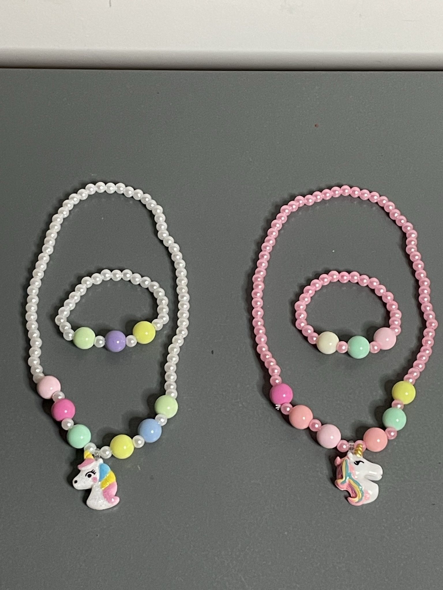 Yong lady necklace and bracelet bundle 2 sets