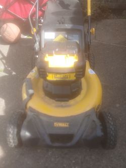 DeWalt 2x20V Cordless Push Lawn Mower