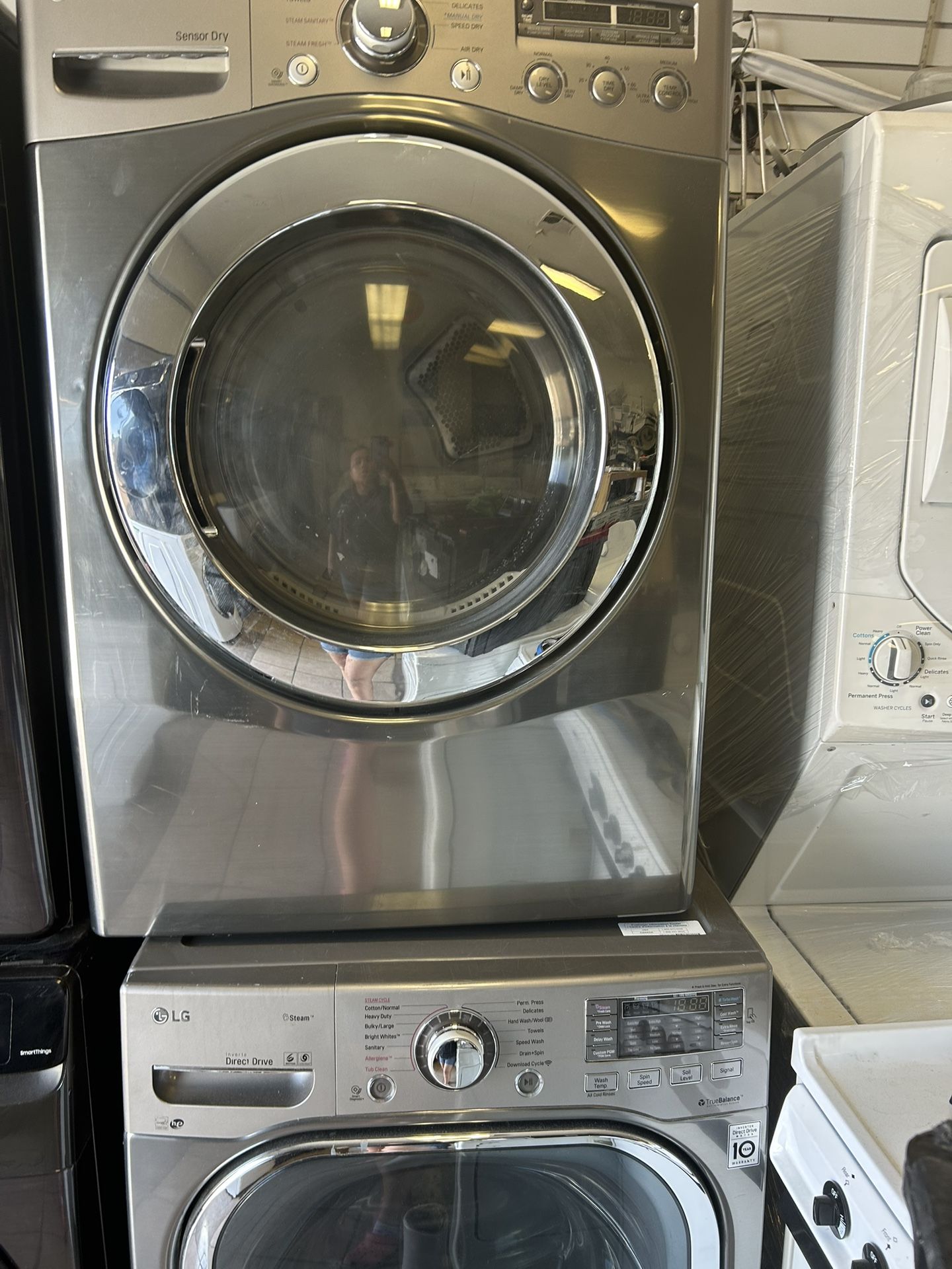 LG Washer+Dryer (delivery+install Available)
