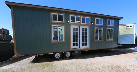 9 x 32 NEW TINY HOUSE ON WHEELS TURN KEY IDEAL GUEST HOUSE OR RENTAL UNIT FOR YOUR PROPERTY