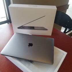 APPLE MACBOOK PRO - BRAND NEW 