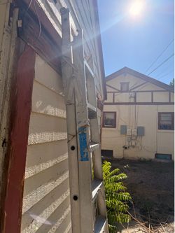 folding extension ladder
