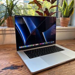 2021 MacBook Pro 16 Inch M1 Pro, 32GB RAM 1TB