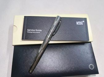 Classic Montblanc @ Silver Glossy Geometry Series Ballpoint Pen Gift Box 684A
