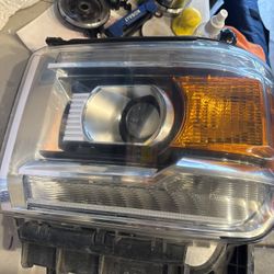 2014-2018 Gmc Sierra Headlights  