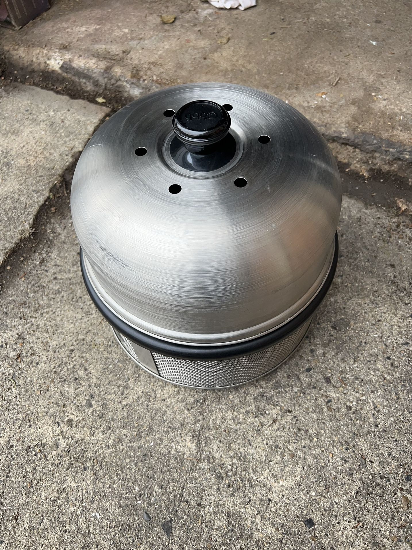 Cobb Potable Grill