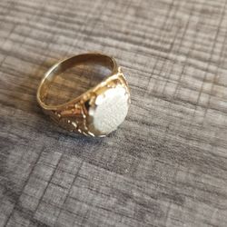 10k Yellow Gold Nugget Signet Ring 