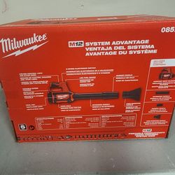 M12 Milwaukee  Compact Spot Blower 