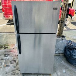 Nevera De 28” X60” Frigidaire 