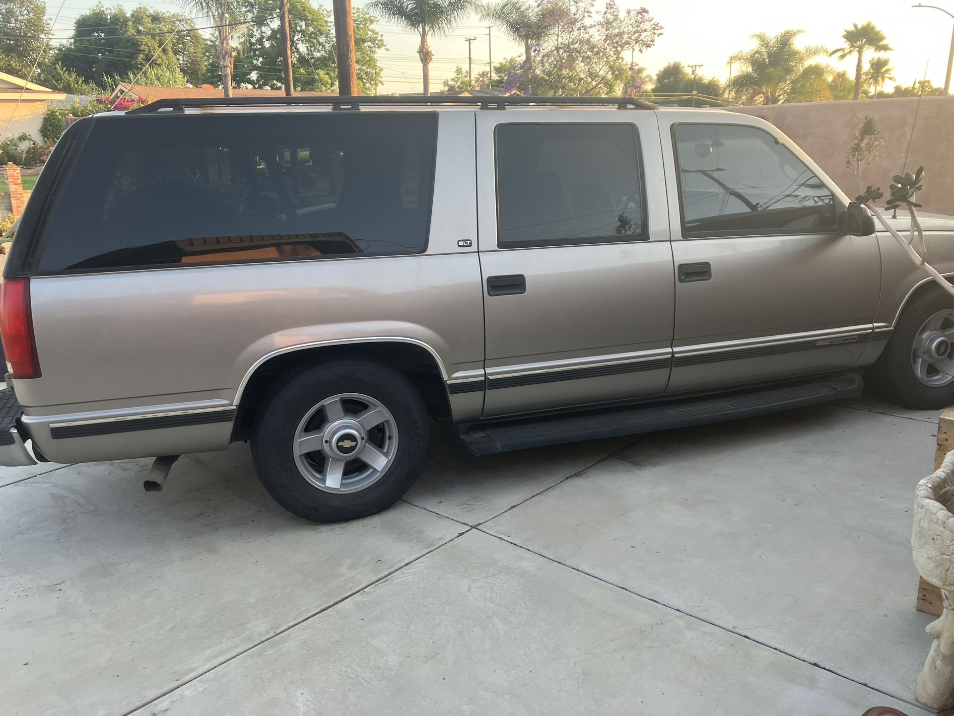 1999 GMC Suburban