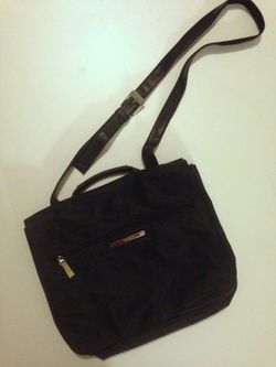 Nine West messenger bag/purse