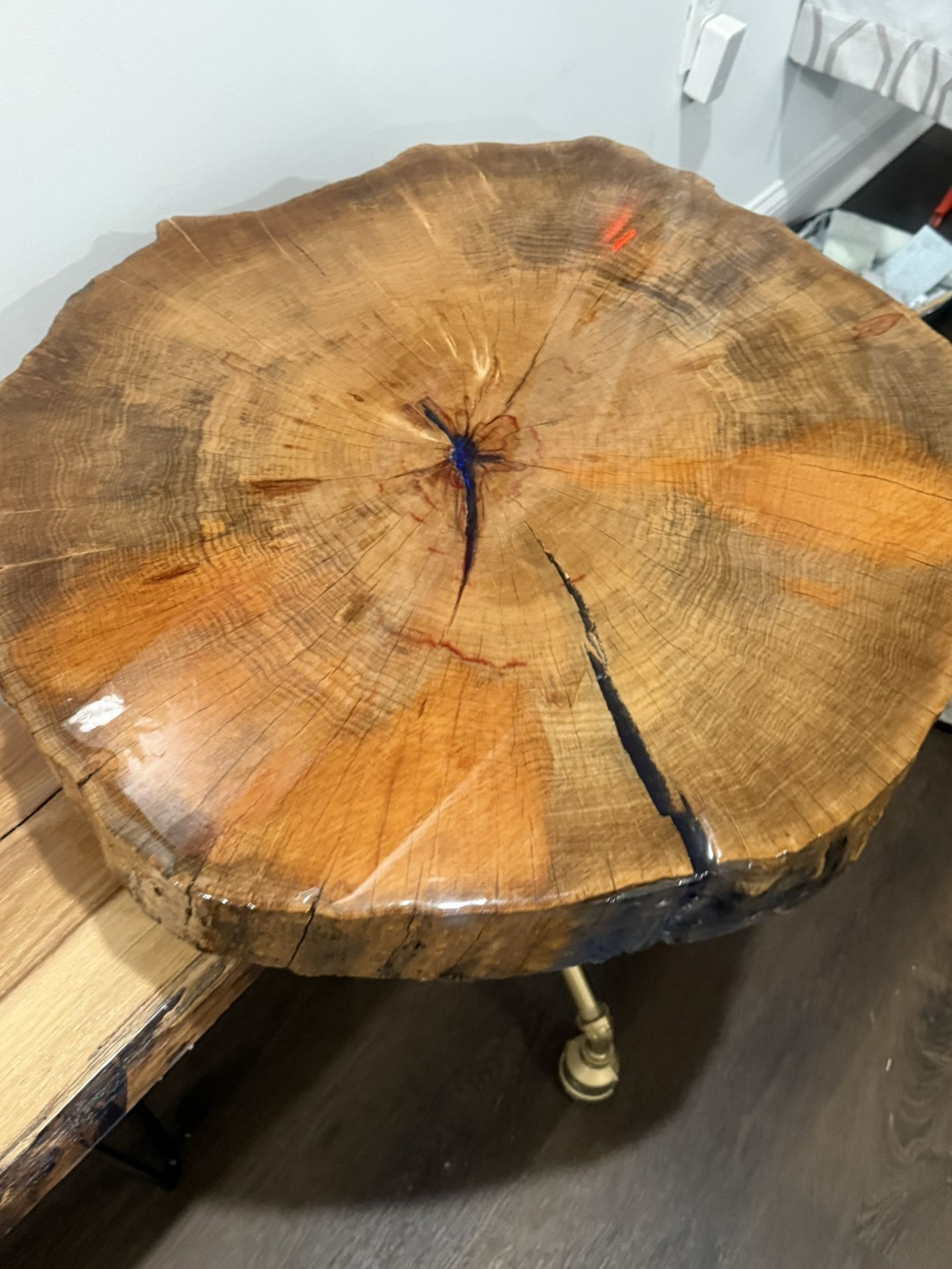 Epoxy Round
