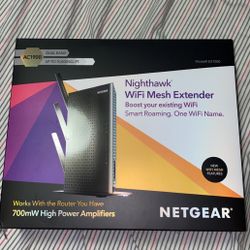 Nighthawk AC1900 Mesh Capable Wi-Fi Extender *USED* 