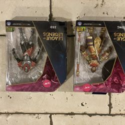 $10 League Of Legends Action Figure/ Toy Lot