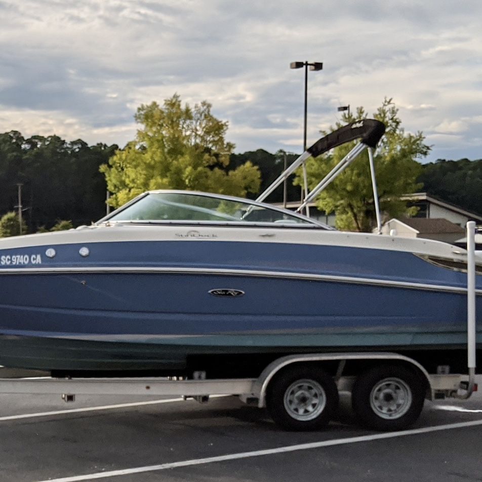 2008 Sea Ray 230 Sundeck Upgraded 383 Mag Stroker