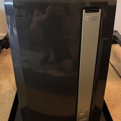 DeLonghi Pinguino Portable Air Conditioner / Heater – 12,500 BTU – Model PAC AN125HPEC – Complete Setup – Costco Unit