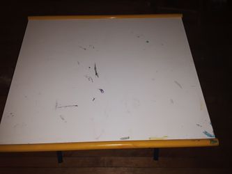 Kids art table