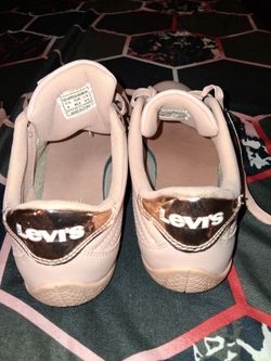 Levi's Women's Pink Sneakers Size 9