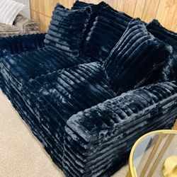 Gorgeous Royal Black Couch!