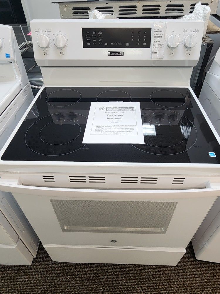 30 in. 5 Burner Element Smart Free- Standing Electric Convection Range in White w/ EasyWash Oven /Tray, No-Preheat Air Fry