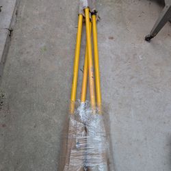 Two Dewalt DXLHA2607 46 in. Fiberglass Handle Post Hole Digger