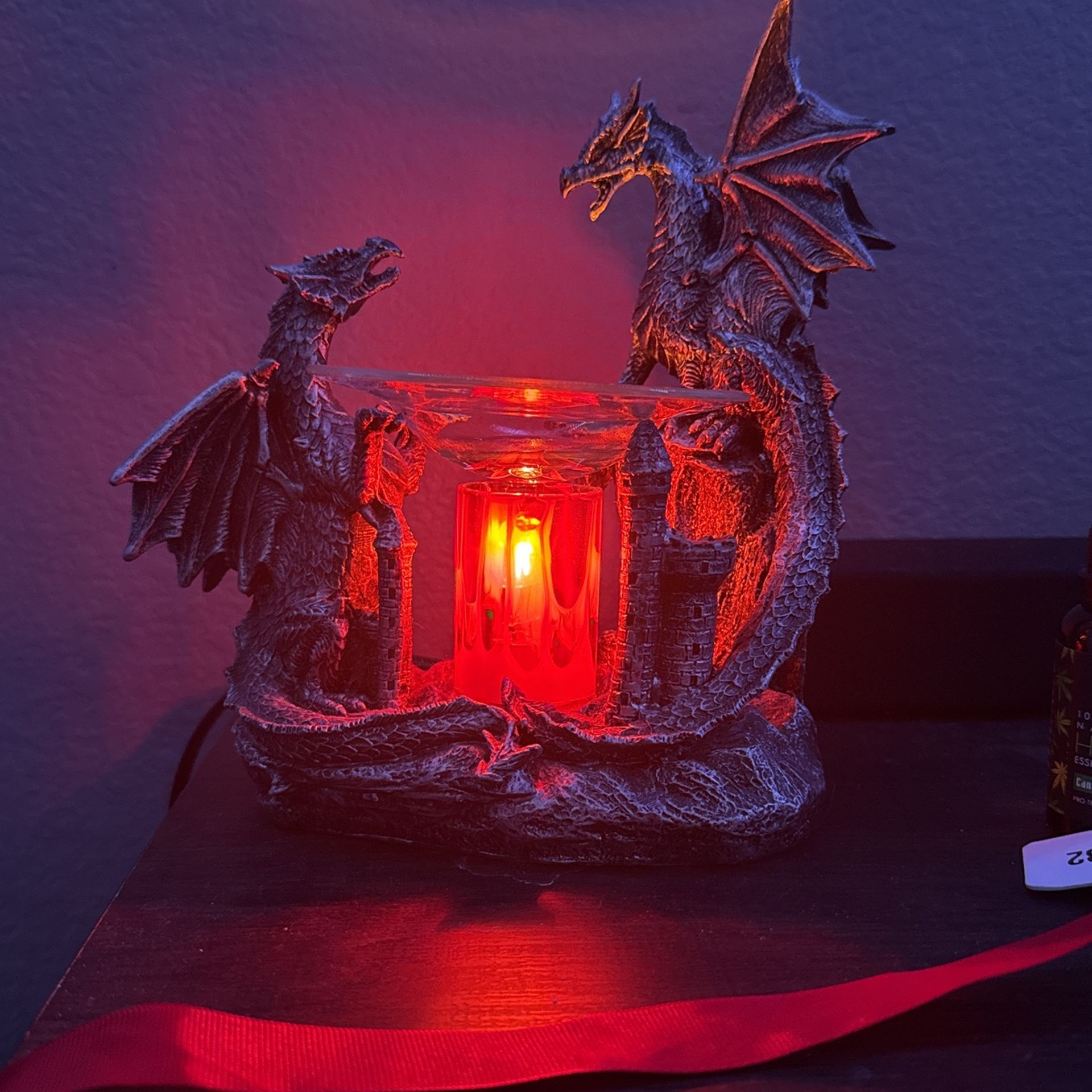 DRAGON ROOM DECOR